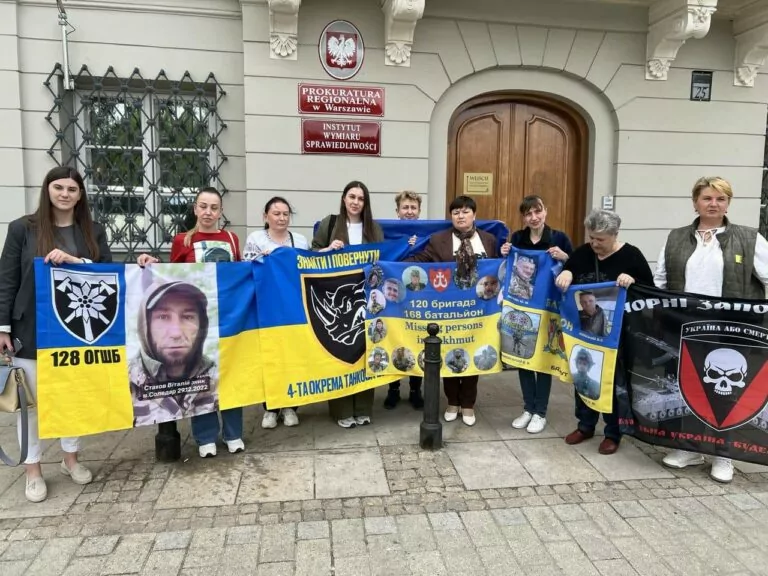 Родини полонених та зниклих безвісти військових зустрілися з Робочою групою ООН
