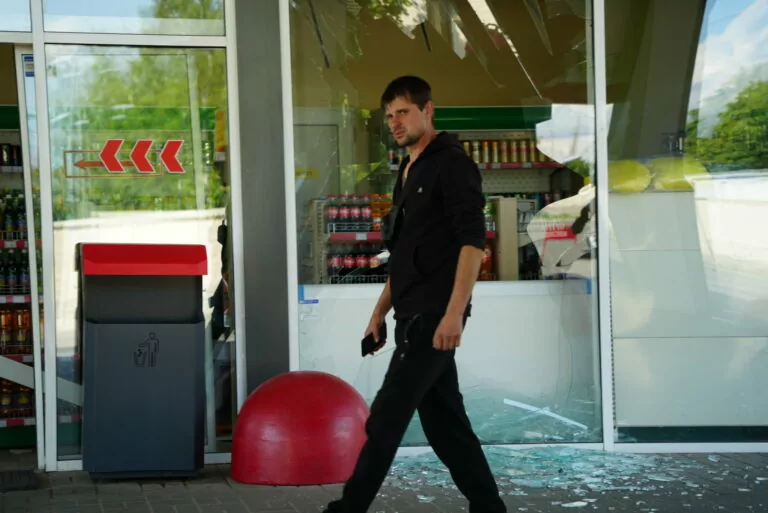 In Photos: Russians drop guided bombs on center of Kharkiv, damaging cemetery and gas station