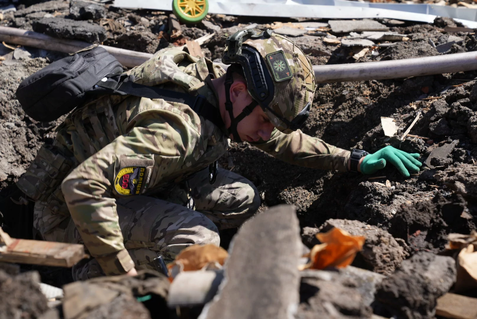 зображення до посту: Russian troops hit Kharkiv with glide bombs, injure 9, kill 1 (in photos) 