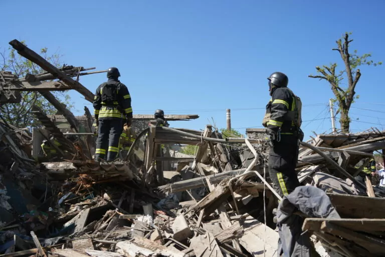 In photos: Russians drop glide bomb on residential area in Kharkiv, kill 1, injure 2