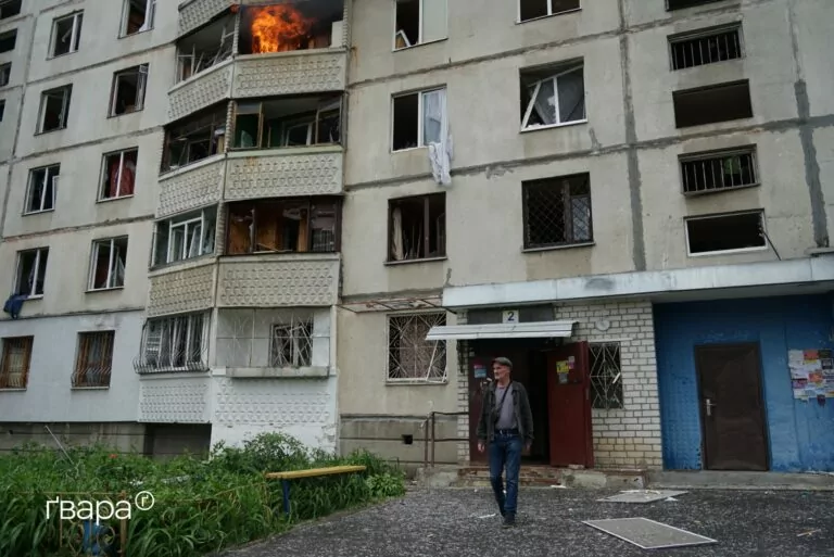 У Харкові чоловіка врятували під час побутової пожежі