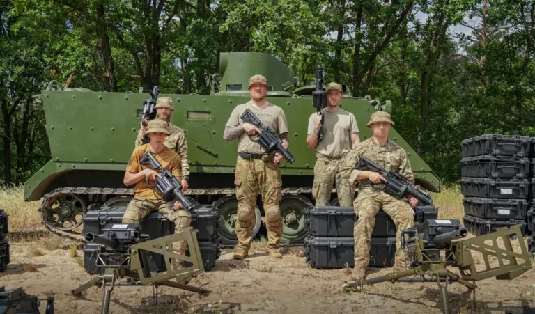 Харківська бригада «Хартія» отримала 60 гранатометів від «Повернись живим» 