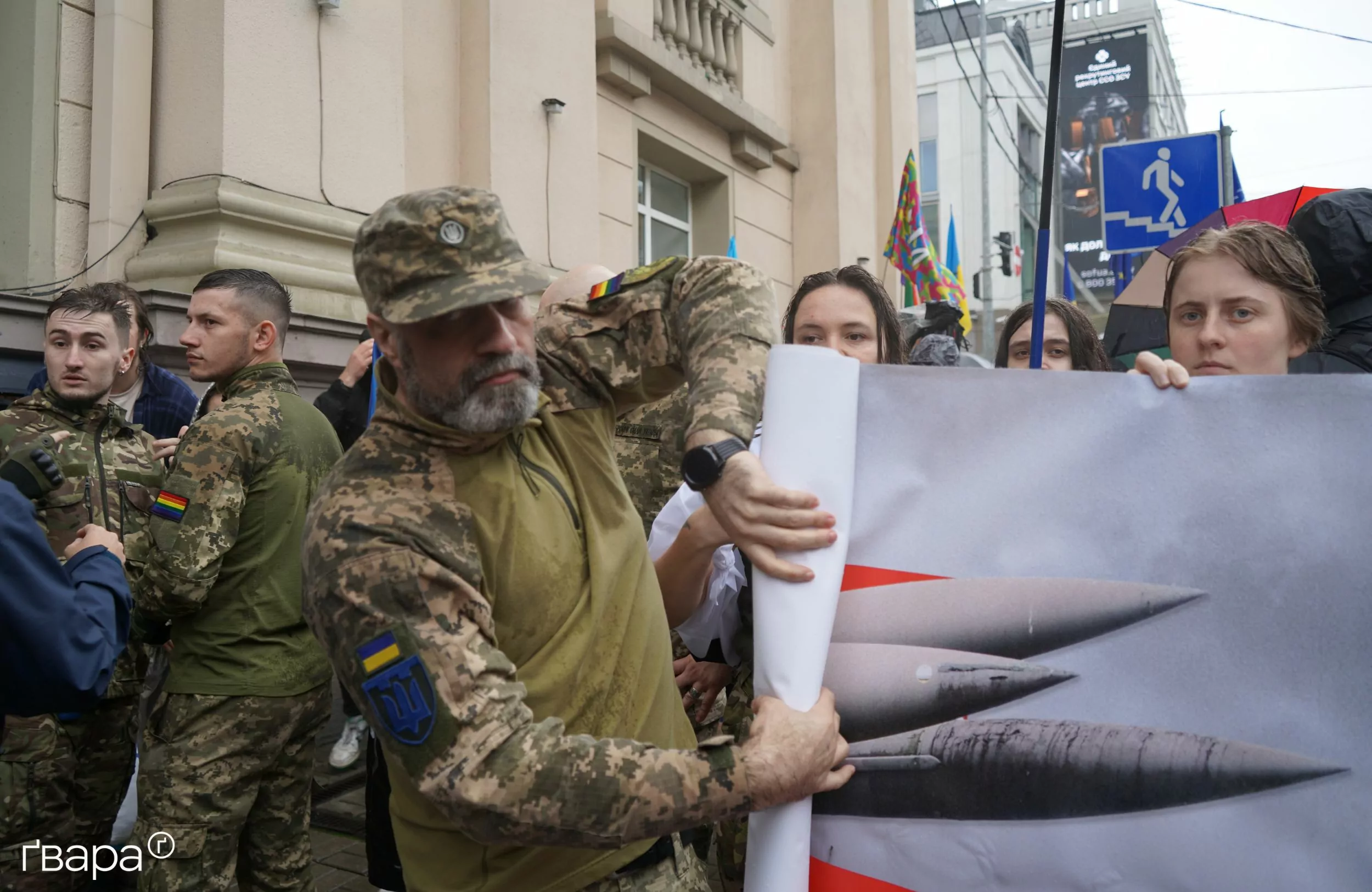 зображення до посту: КиївПрайд: у столиці вперше за час вторгнення відбувся марш рівності  — фото