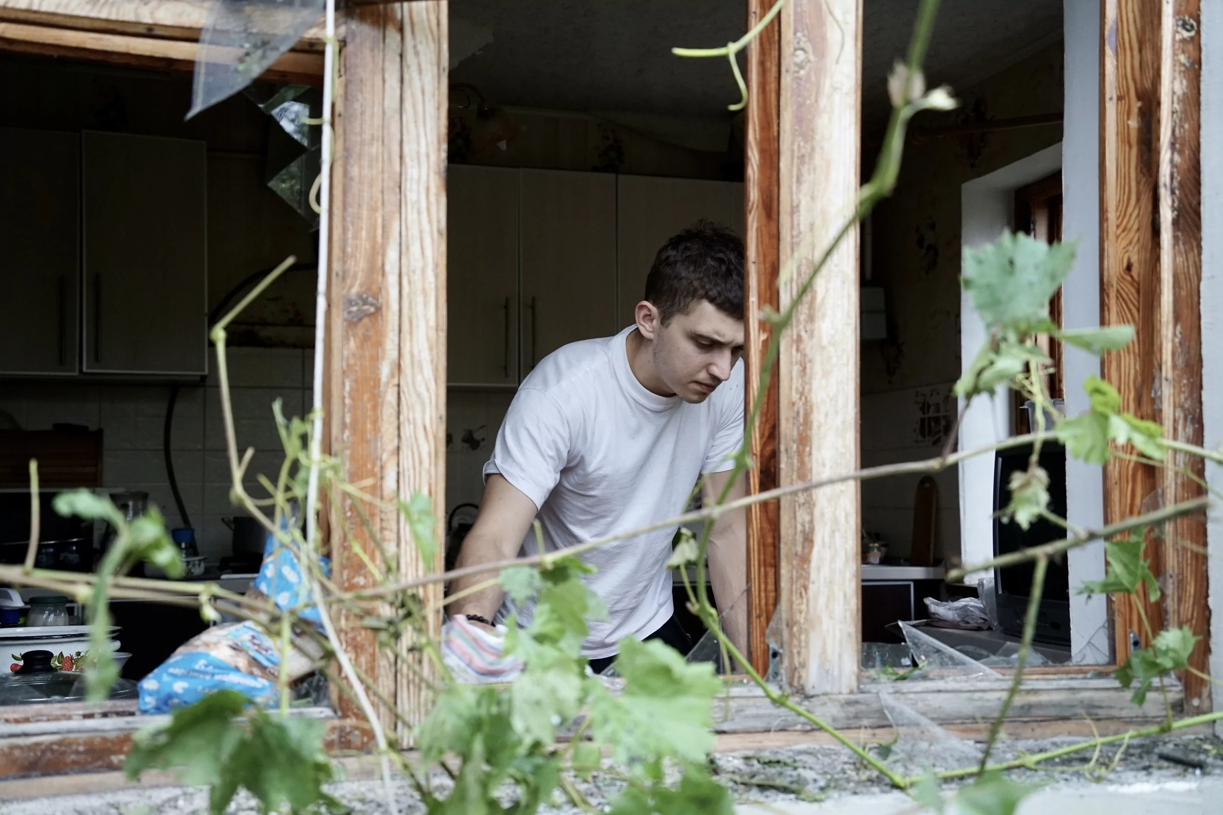 Resident of house, damaged by Russian bombardment of Derhachi community on June 26, 2024 / Photo: Denys Klymenko for Gwara Media 