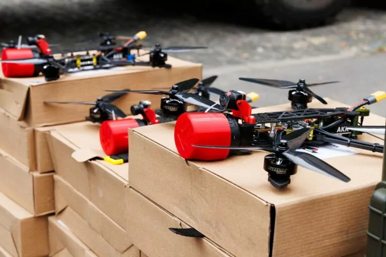 В Україні закуплять FPV-дрони на понад 44 мільярди гривень — Міноборони