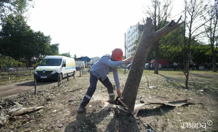 У Чугуєві на Харківщині частково відновили світло після обстрілу 