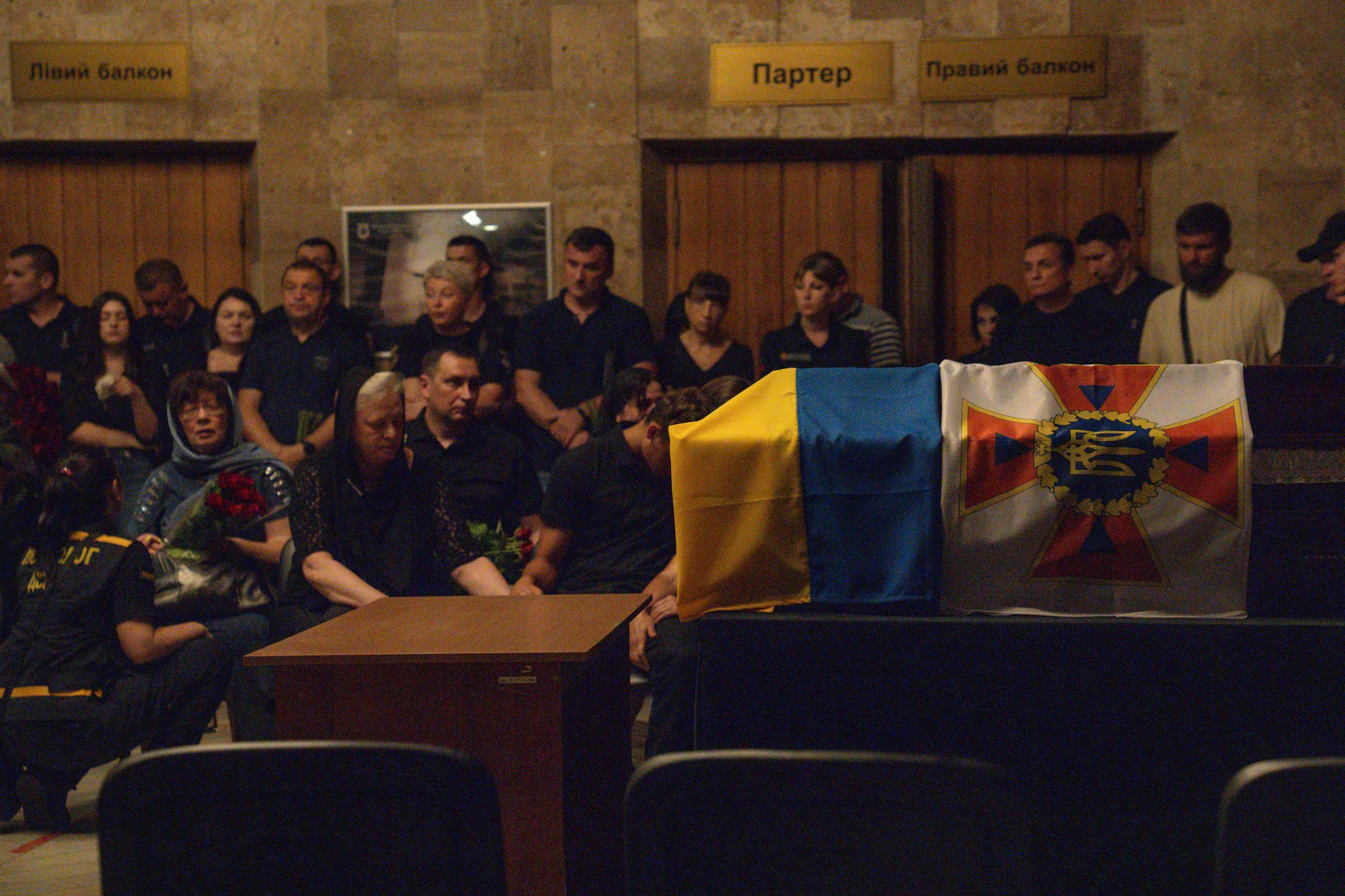 зображення до посту: In photos: Kharkiv bids farewell to rescuer killed in Russia’s double-tap strike on Budy, village to city’s southeast  