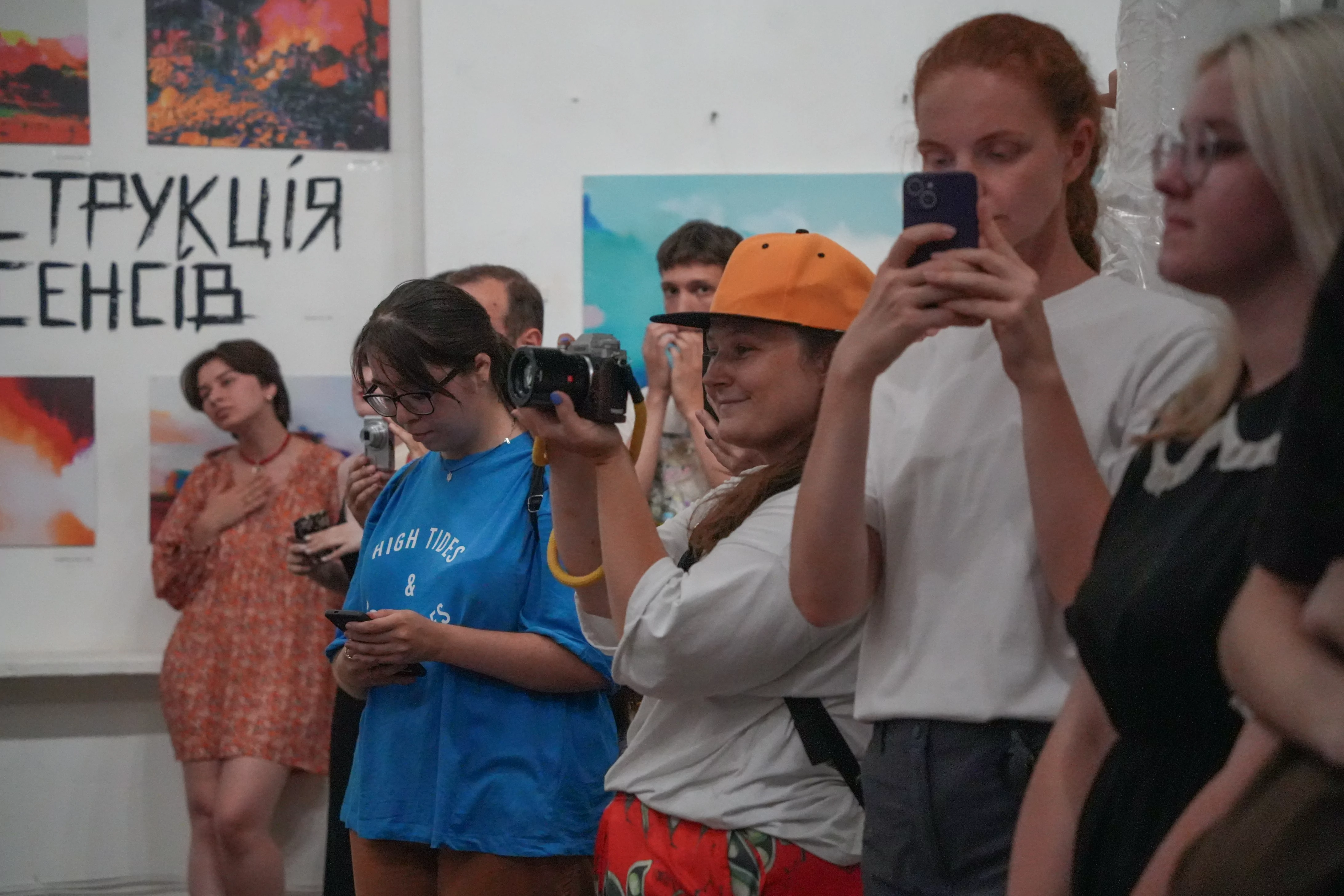 зображення до посту: «Шукати сенси і знаходити їх» — фоторепортаж із відкриття персональної виставки Марини Чайки