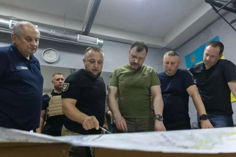 Міністр МВС відвідав прикордонні громади Харківщини