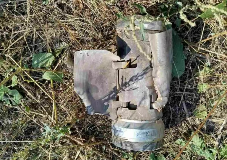 Росіяни обстріляли з РСЗВ селище Слатине: постраждала місцева мешканка