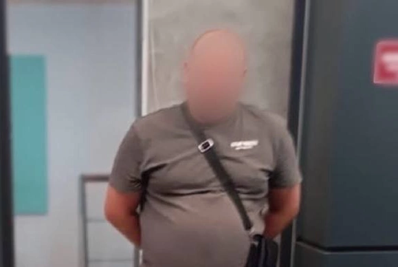 Завідувач кафедри харківського ВНЗ вимагав 10 тисяч доларів за вступ на магістратуру