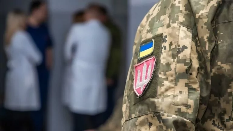 Фейк. У Харкові ТЦК та СП «забрали» непридатного до військової служби чоловіка