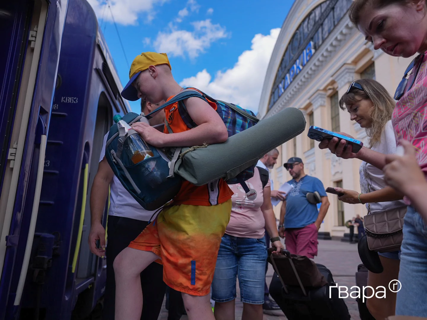 зображення до посту: З Харкова вперше відправився потяг з дитячим вагоном  — фоторепортаж