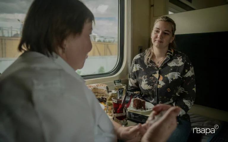 Укрзалізниця додає жіночі вагони ще у трьох поїздах: яких саме