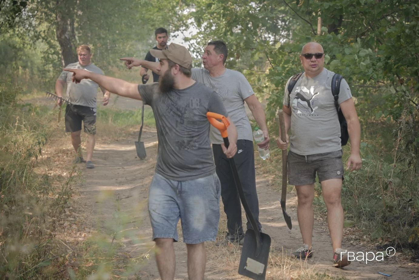 зображення до посту: «Тут таке не вперше»: наслідки обстрілу Люботина — фоторепортаж