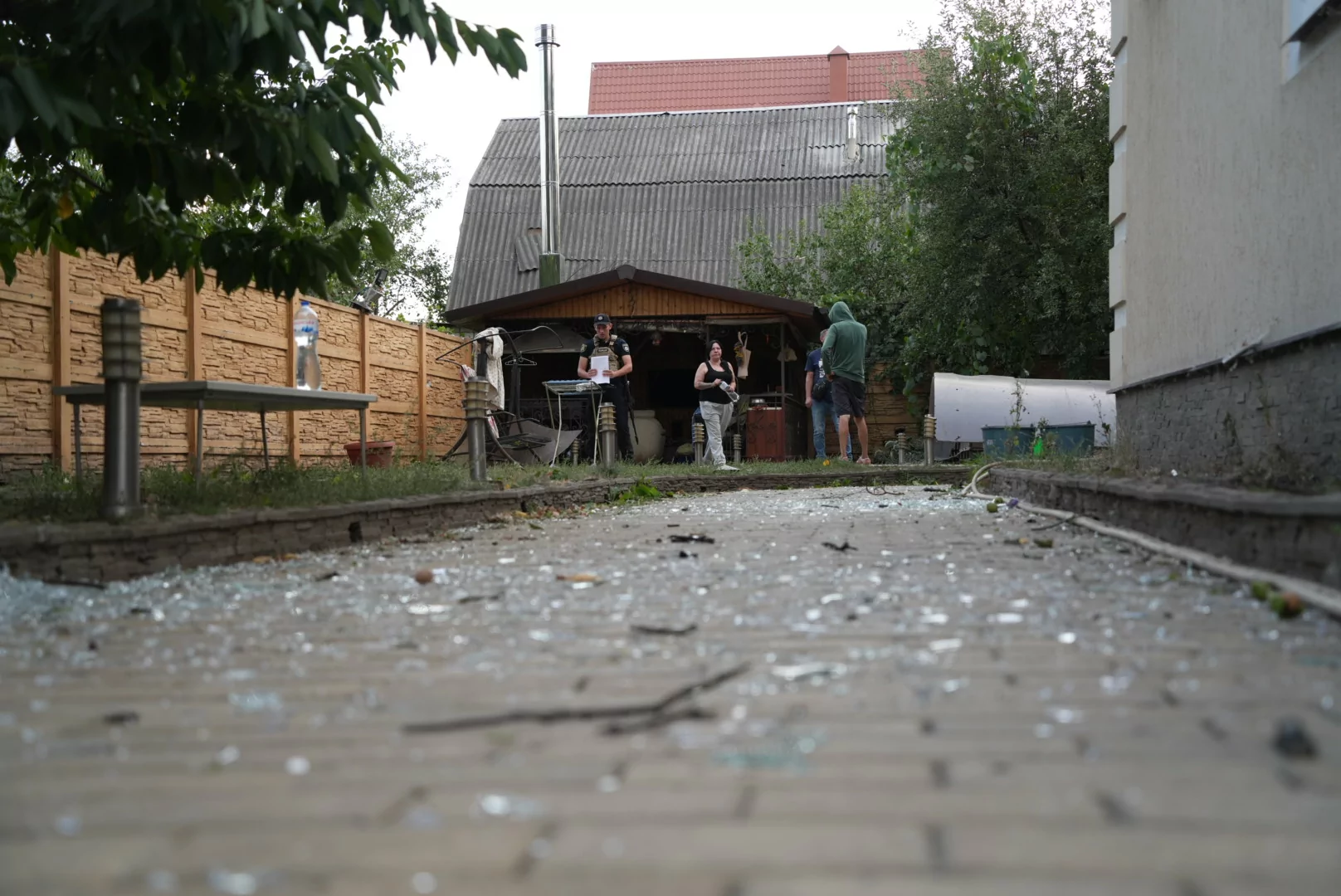 зображення до посту: In photos: Russians dropped glide bomb on Kharkiv, injure 5 people, including child