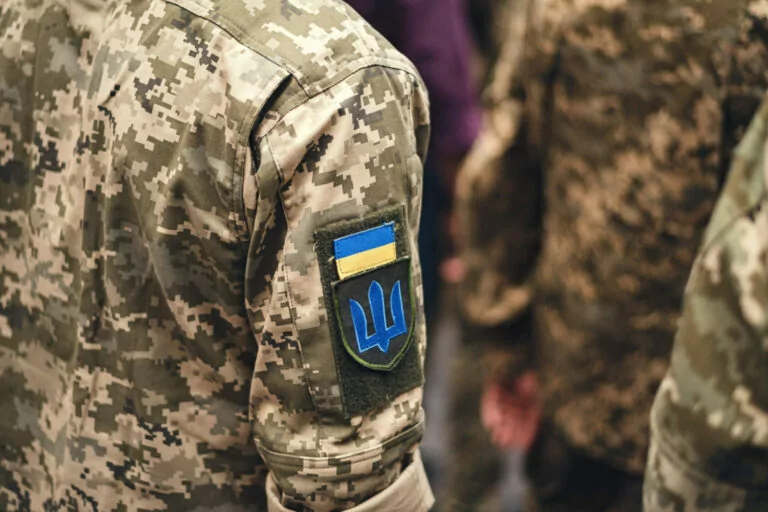 Військові самі можуть обрати тих, кому будуть надходити виплати у разі їх зникнення безвісти або полону