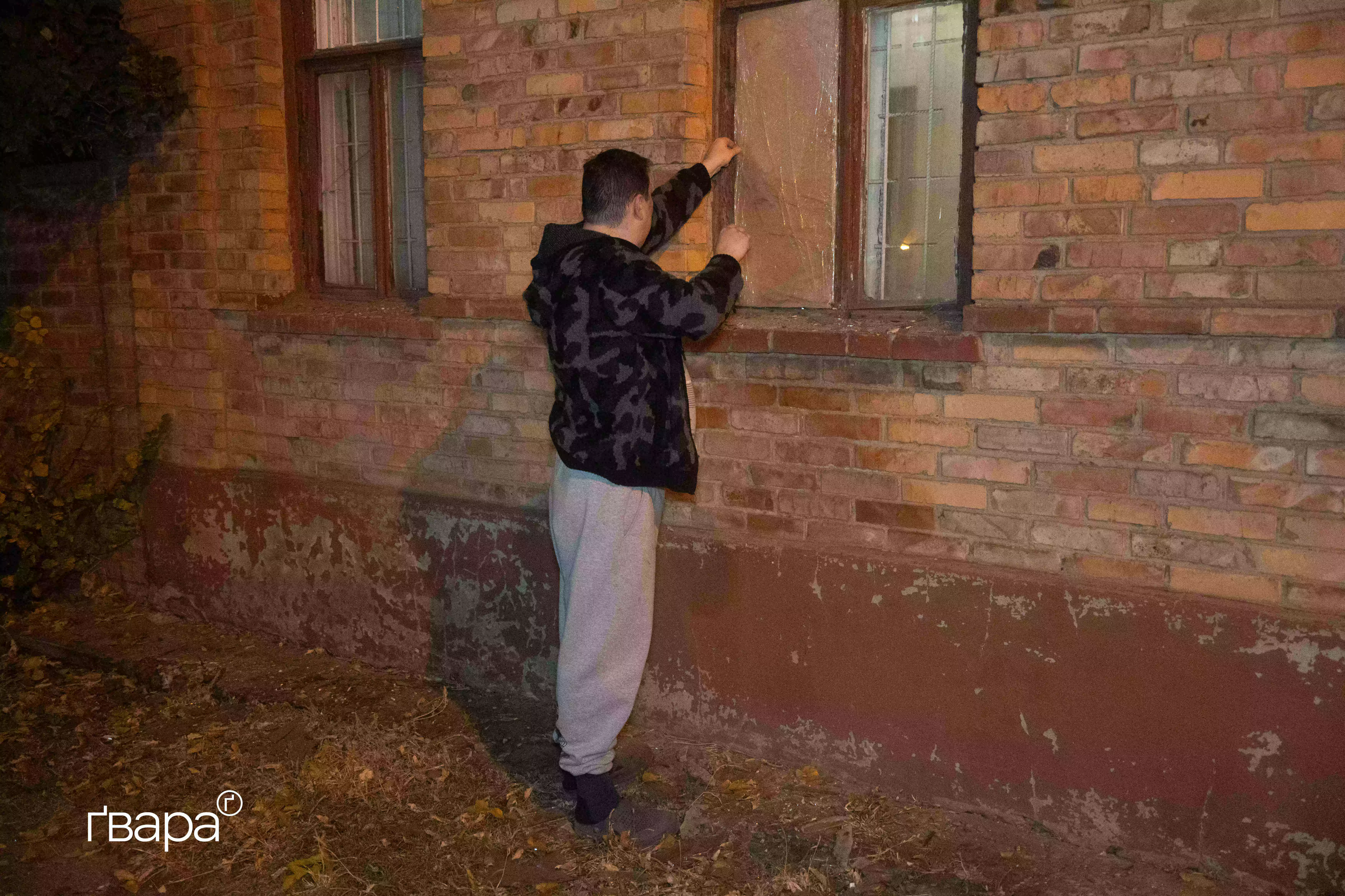 зображення до посту: У Харкові під обстрілом опинилися чотири райони, 13 людей поранено — фоторепортаж