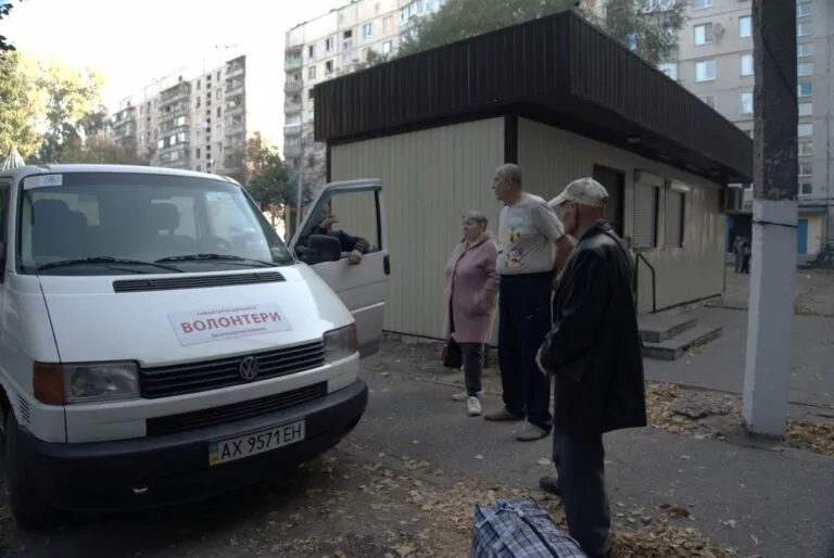 На лівому березі річки Оскіл залишаються близько 4 тисяч людей
