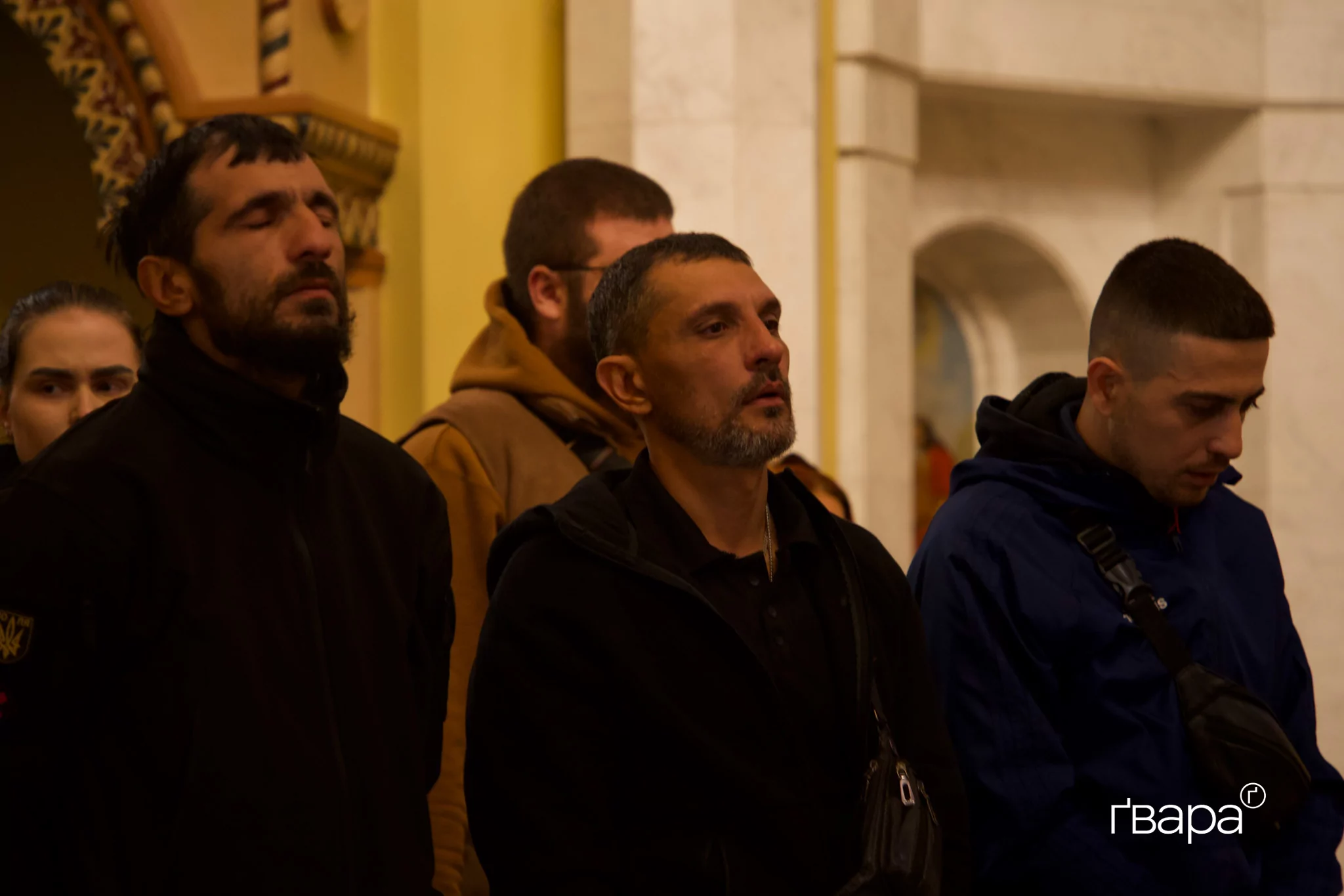 зображення до посту: У Харкові попрощалися з волонтером Тиграном Галустяном — фоторепортаж