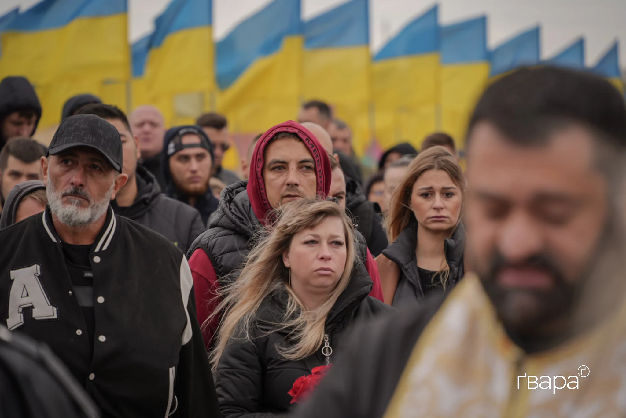 зображення до посту: У Харкові попрощалися з волонтером Тиграном Галустяном — фоторепортаж