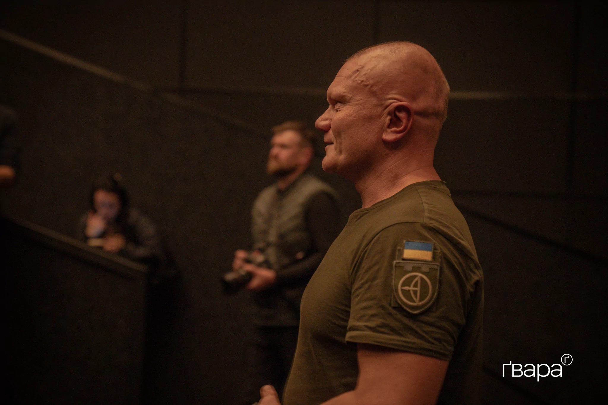 зображення до посту: «Люди, які бачать це, змінюють спосіб мислення про війну»: у Харкові вперше презентували фільм про Ізюм