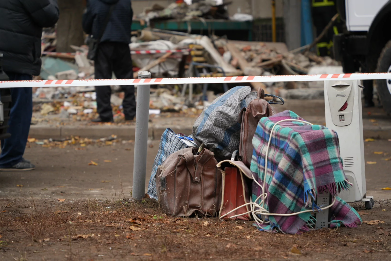 зображення до посту: In photos: Russia attacked Kharkiv with bombs three times last night, injured 25, including 4 children