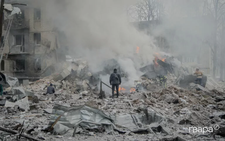 24 фото від Ґвара Медіа до тисячі днів повномасштабного вторгнення