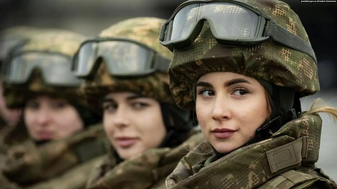 Українські військовослужбовиці / Фото: Офіс Президента України