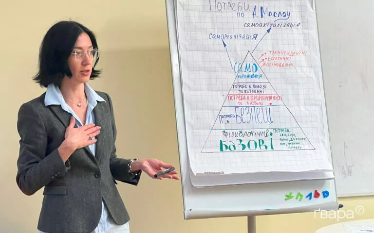 «Дітям потрібен дорослий друг»: як переселенка з Харкова розвиває наставництво для дітей з дитячих будинків у Львові