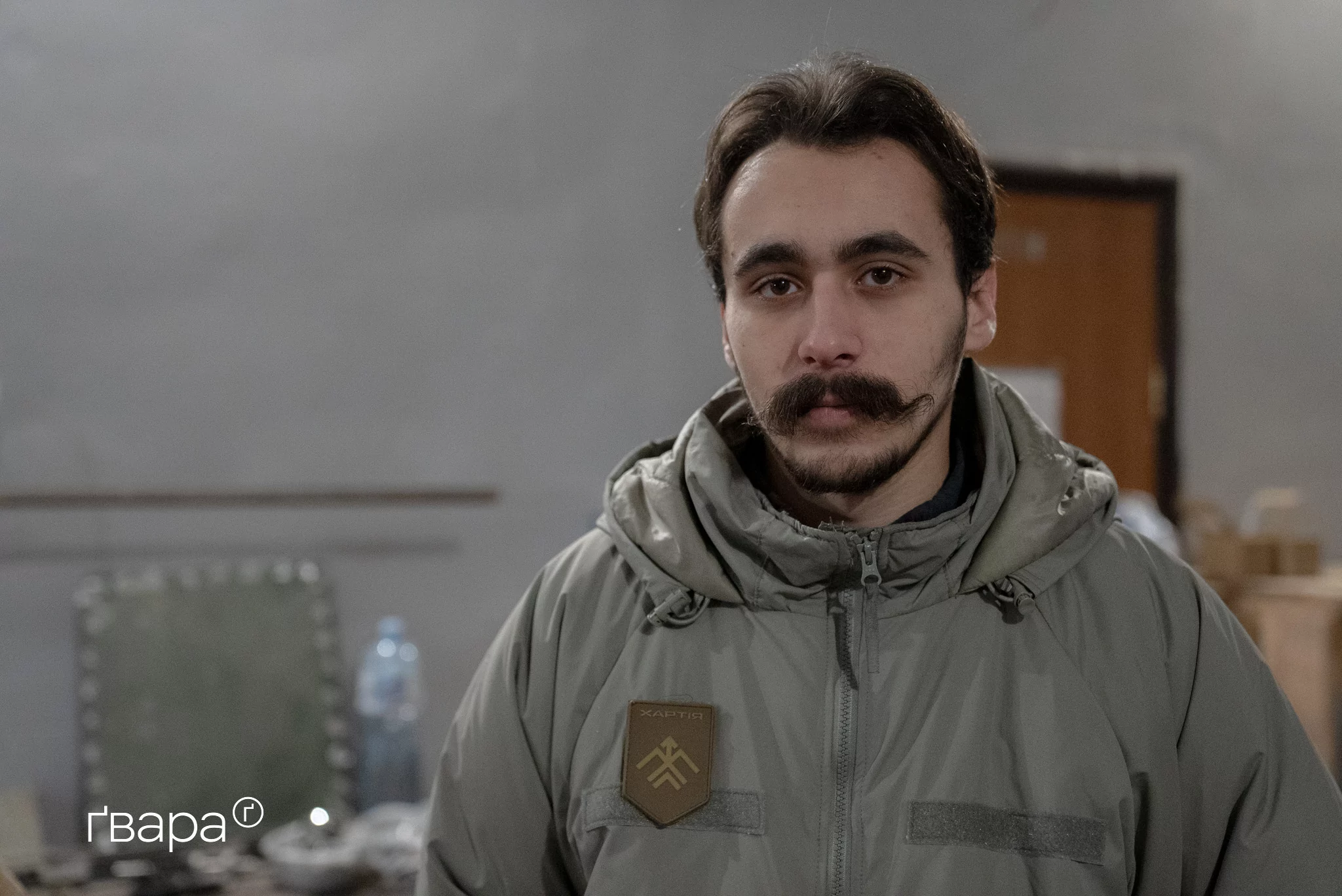 зображення до посту: «Людське життя безцінне, а дрон можна створити»: як працюють наземні роботизовані системи бригади «Хартія»