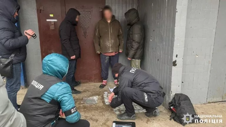 У Харкові викрили працівника ТЦК, якого підозрюють у хабарництві 