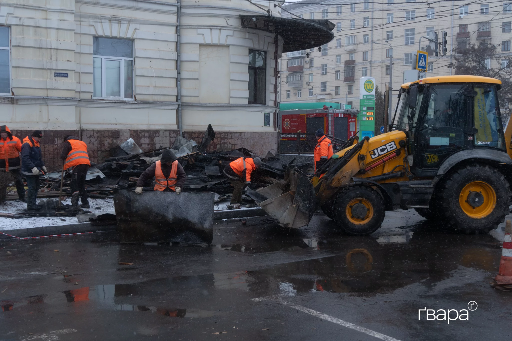 Наслідки влучання БпЛА у Салтівському районі 5 лютого / Фото: Любов Ємець, Ґвара Медіа