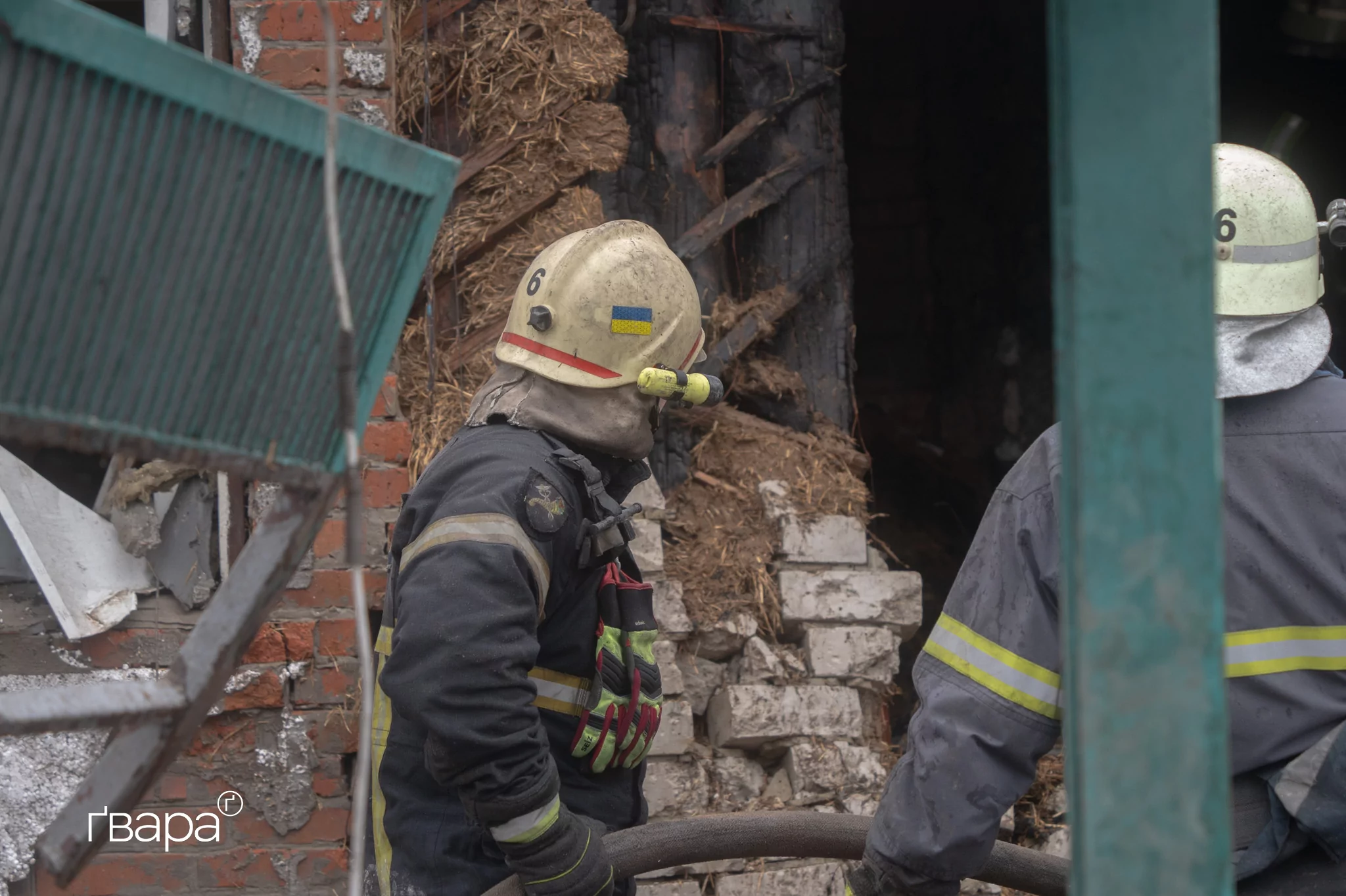 зображення до посту: «Вибило все скло»: наслідки удару російського «Шахеда» по Холодногірському району Харкова — фото