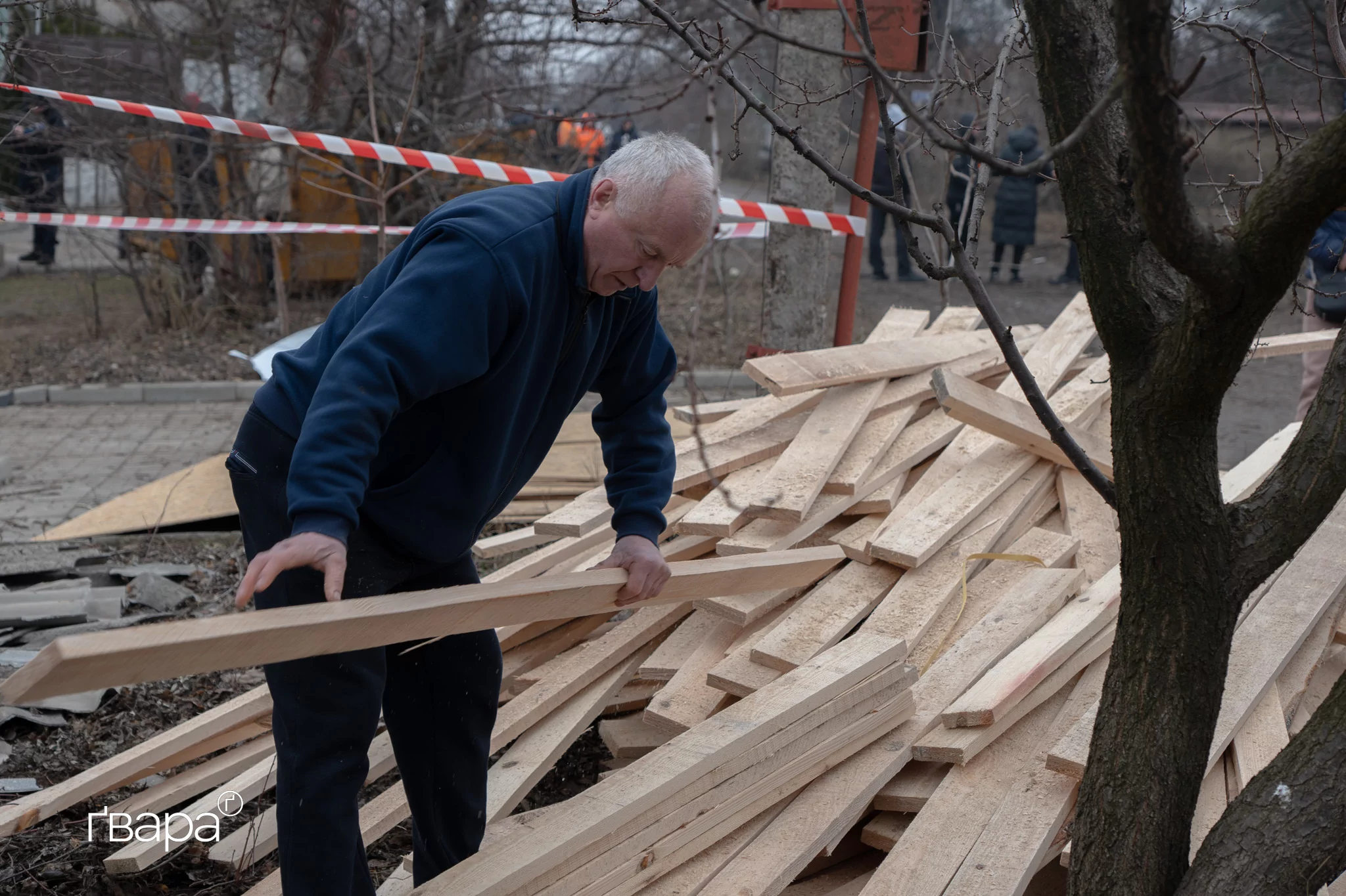 зображення до посту: «Вибило все скло»: наслідки удару російського «Шахеда» по Холодногірському району Харкова — фото