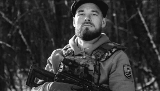 «Жив героєм і помер героєм»: на фронті загинув співзасновник «Гострих Картузів» Антон Спіцин