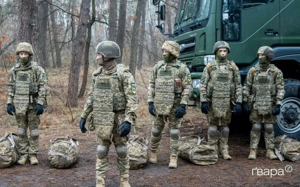 зображення до посту: «Моя мотивація – помста за брата»: перші рекрути контракту 18-24 почали підготовку в 92 бригаді на Харківщині – фото