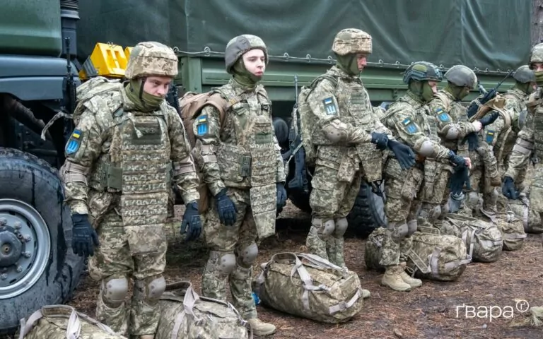 Вісім військових частин втратили право самостійно проводити БЗВП — Сирський