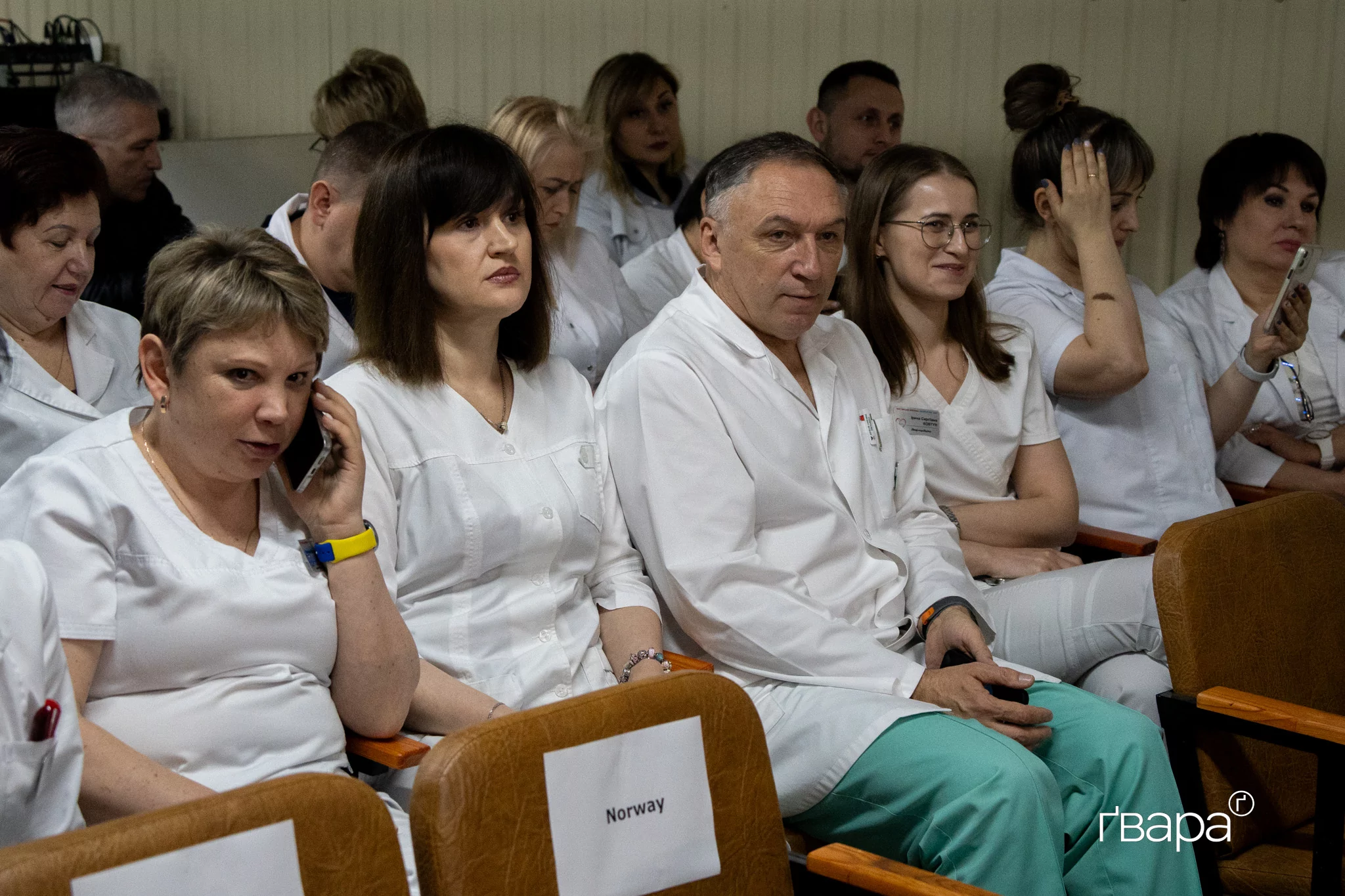 зображення до посту: Фото: У Харкові кардіологічна лікарня отримала сонячну станцію від уряду Норвегії