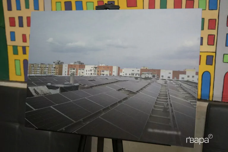 В одній з лікарень Харкова поставили сонячні панелі за участі Уряду Норвегії 