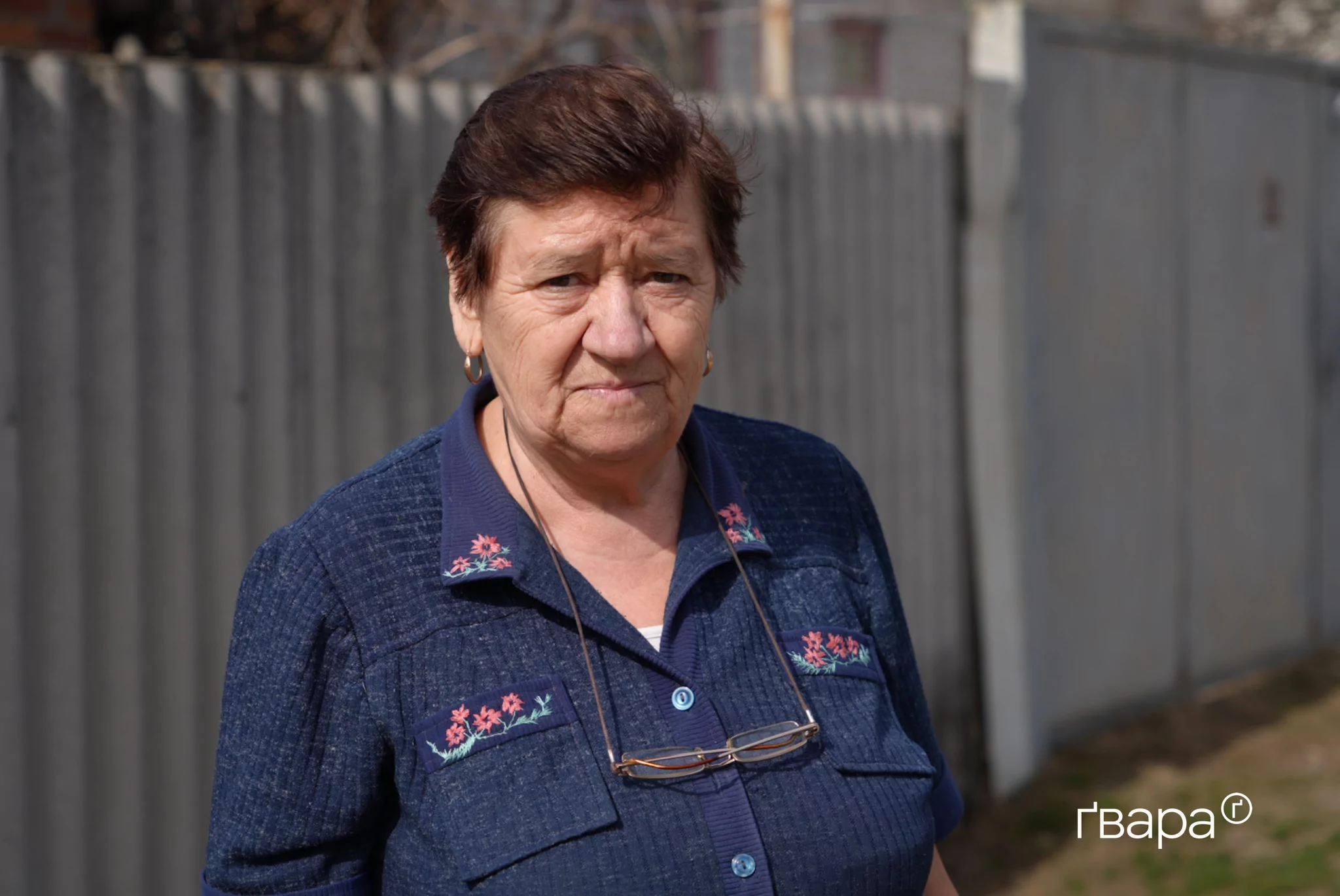зображення до посту: У Харкові усувають наслідки обстрілу, через який постраждали семеро людей — фото