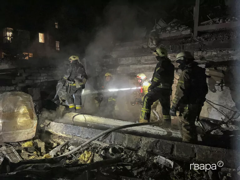 Наслідки обстрілів «Шахедами» Київського та Шевченківського районів Харкова — фото