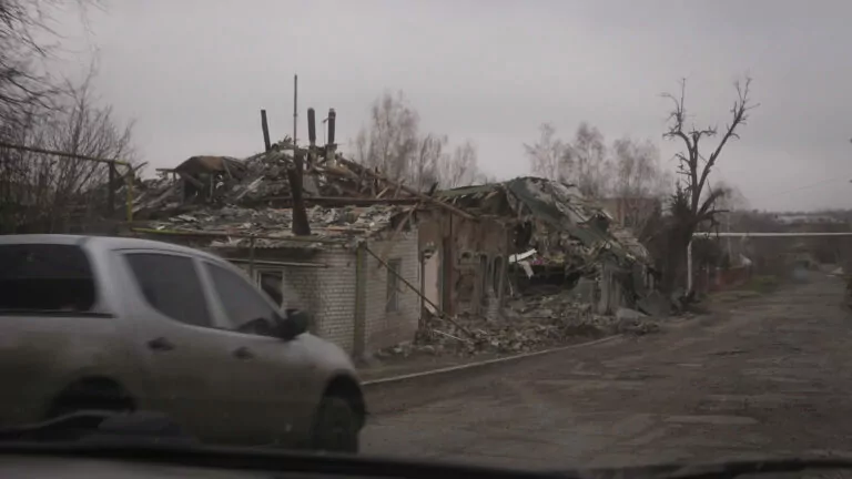Russian troops launch 4 attacks on Kupiansk in less than 12 hours, injuring 2 