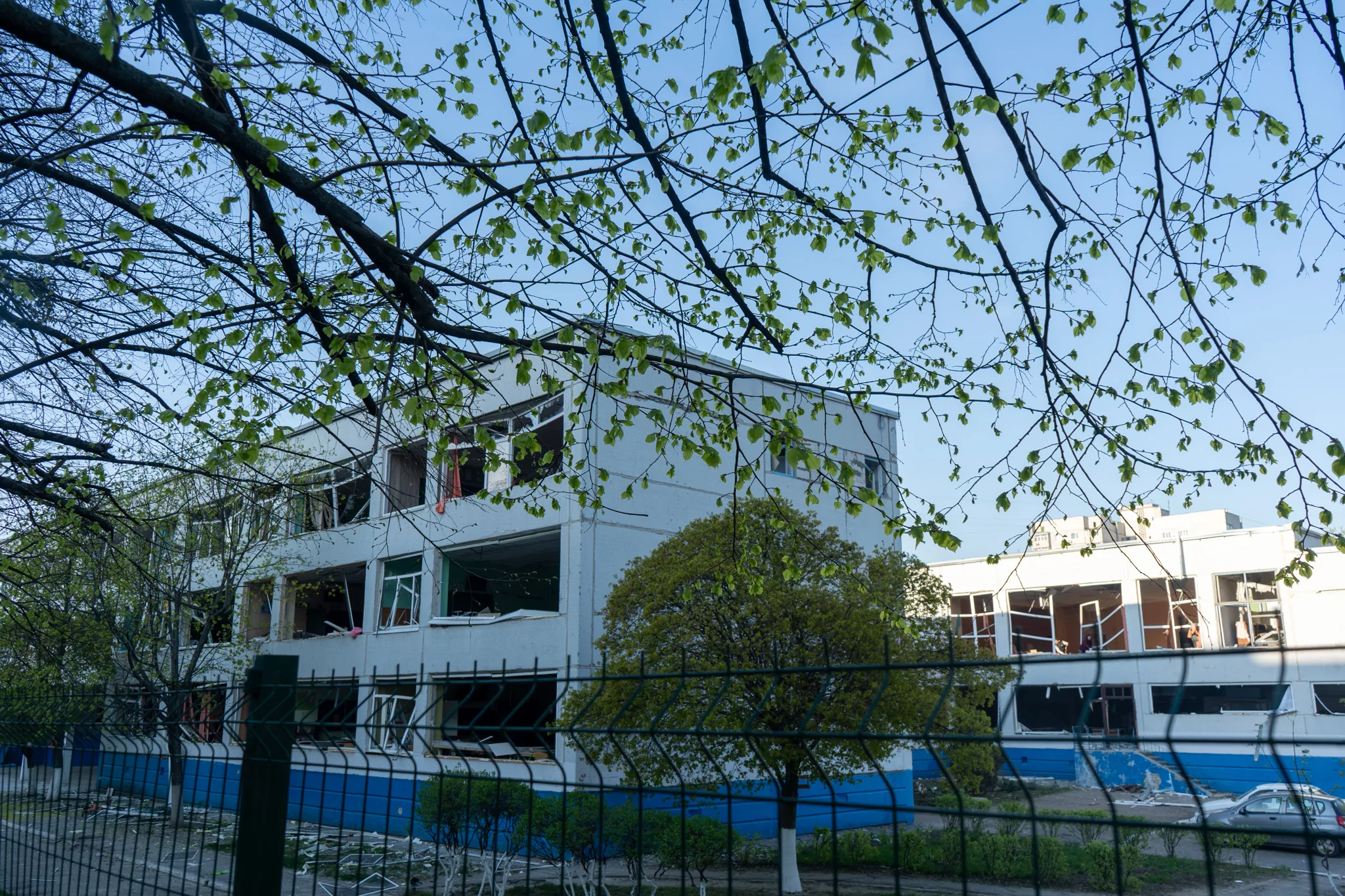 The damaged school in Osnovianskyi district