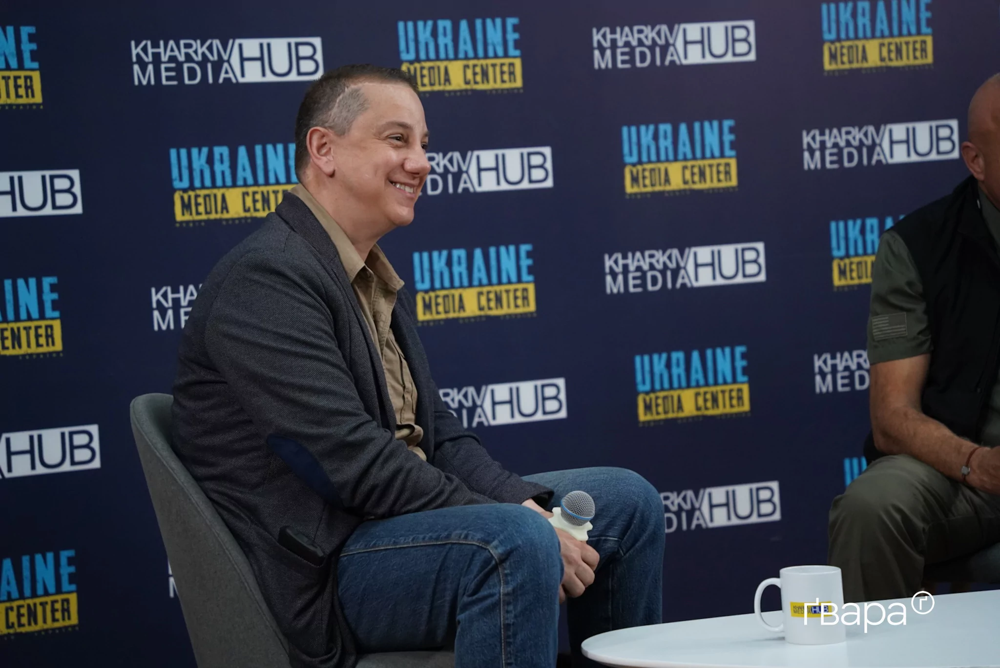 зображення до посту: «Є люди, які допоможуть американській владі почути українські голоси»: про що розповідав сенатор-республіканець у Харкові