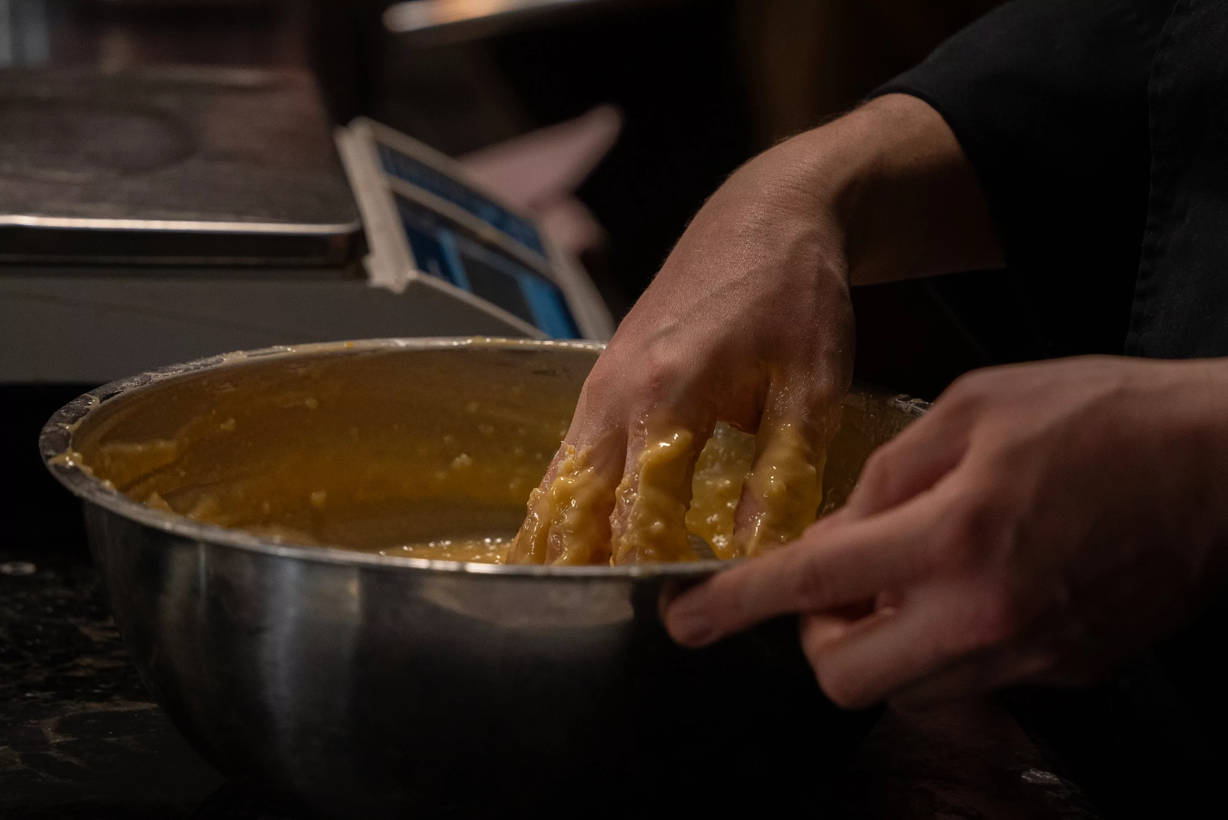 Oleksandr Tsepkovskyi cooking paska during master class in Kharkiv