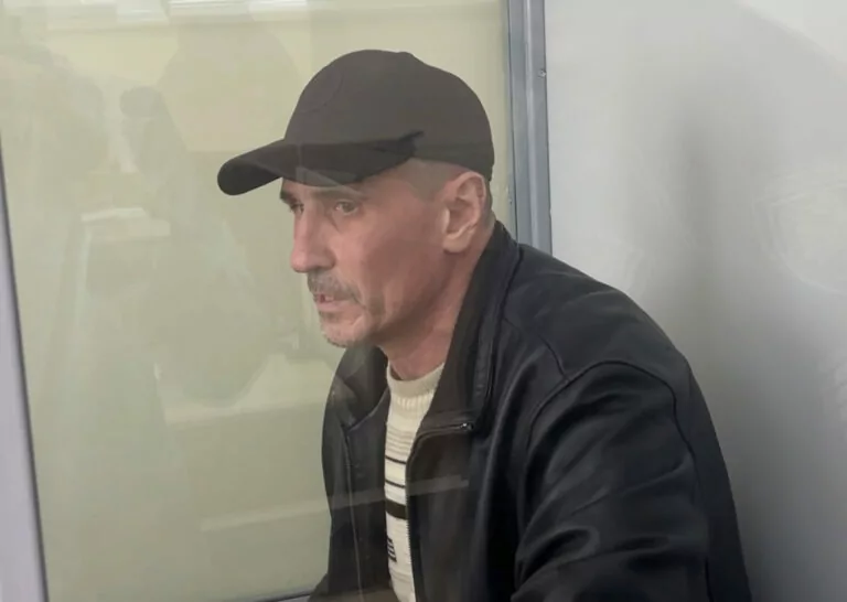 Обвинуваченому в підготовці замахів на вбивство голів ХОВА та Дергачівської МВА продовжили запобіжний захід