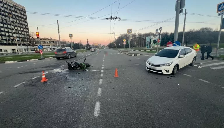 У Харкові внаслідок ДТП загинули двоє людей