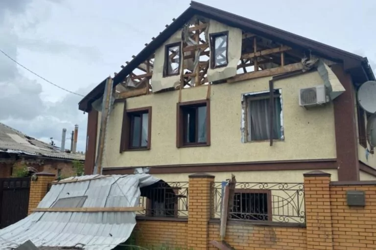 У Куп’янську троє жінок постраждали внаслідок обстрілу