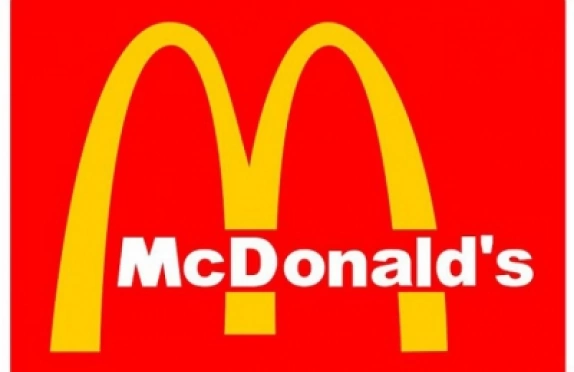 Маніпуляція. McDonald’s подала заявку в «Роспатент» та повертається на російський ринок